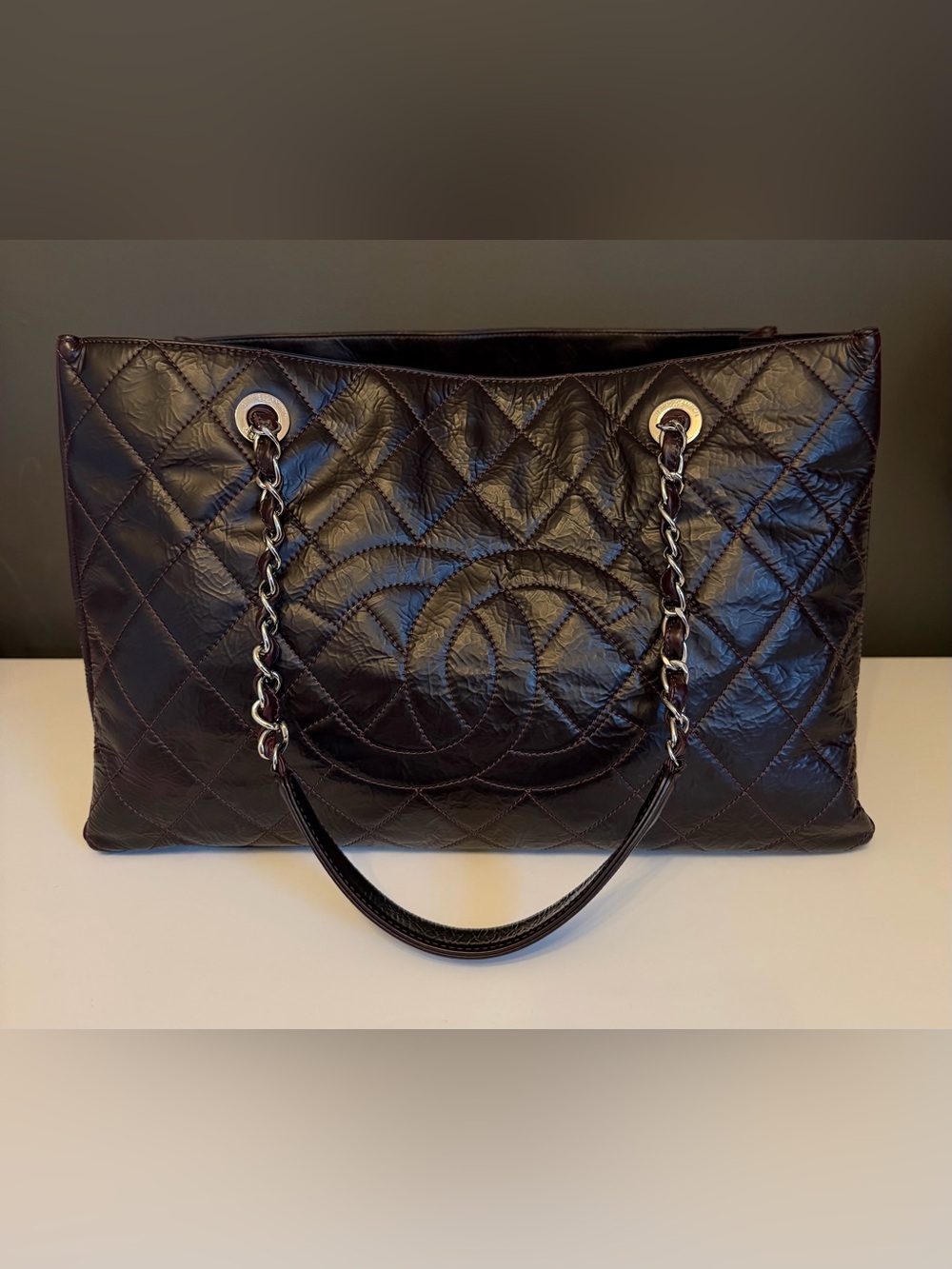 Chanel Grand Shopping Tote Dark Burgundy Brown Glazed Crumpled Calfskin 2009 GST - Picture 5 of 16